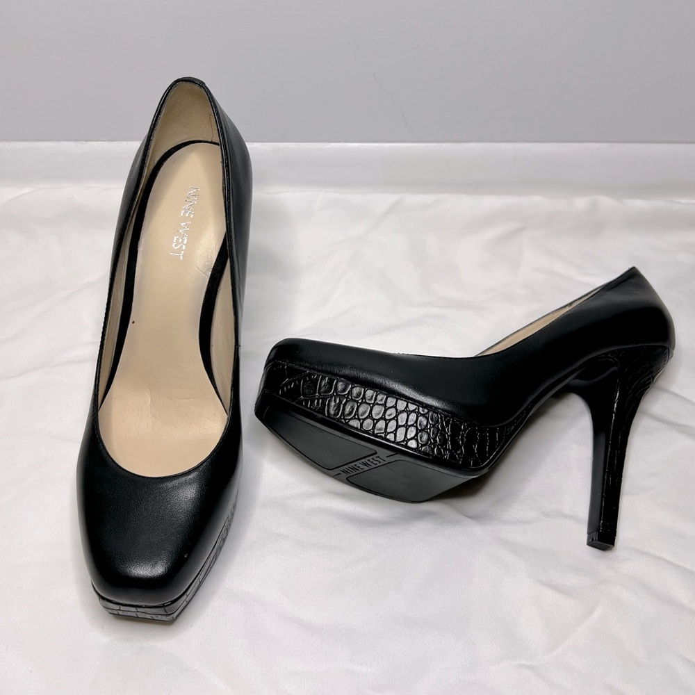 Nine West Pumps size US8.5M